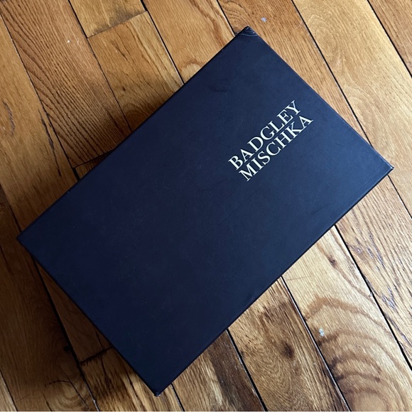 Badgley Mischka Gigi Flat - Picture 3 of 11